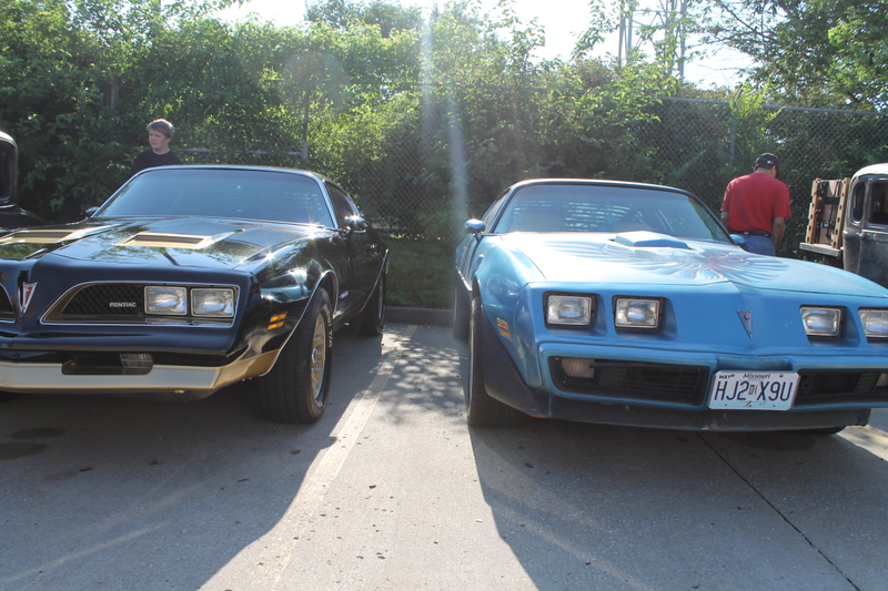 Illustration for article titled Kansas City Cars & Coffee Photo Dump!